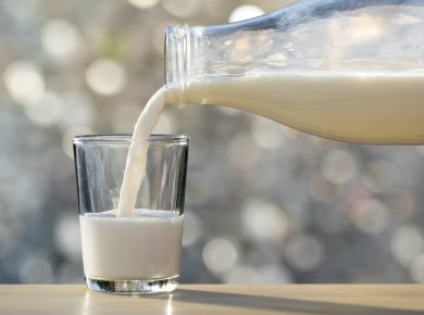 Leche de vaca, de avena, de almendras y otras: ¿cuál es la mejor leche para usted?